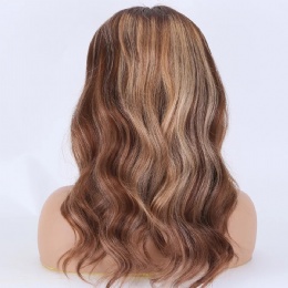 Brown Highlighted Blonde 20in Wavy